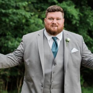 Meet your Posher, Cliff